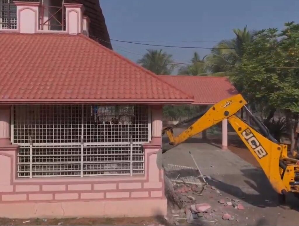 HYDRAA Ameenpur demolition